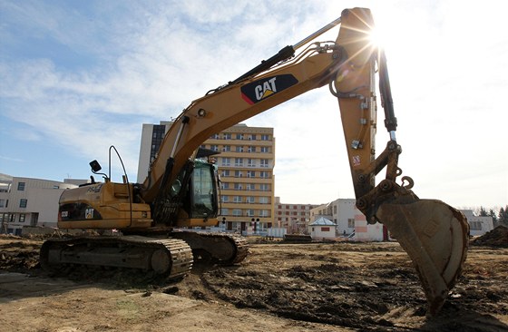 Stavba Pavilonu urgentní a intenzivní péče jihlavské nemocnice začala v březnu...