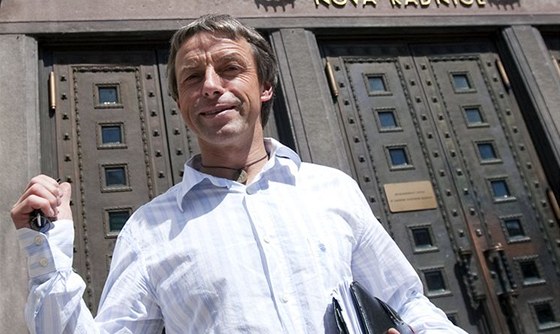 Pavel Bém odchází poté, co rezignoval na post pedsedy praské ODS (30. kvtna 2010)