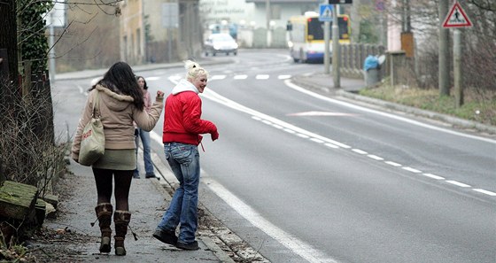 Stráníci v Chebu chtjí prostitutkám jejich emeslo co nejvíc znepíjemnit. Ilustraní snímek