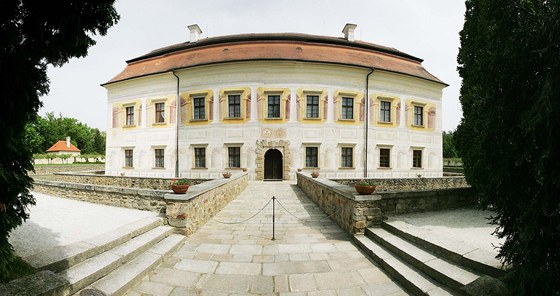 Vloni navtívilo zámek Kratochvíle 42 tisíc turist.