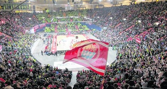 Nkteré zápasy druhé ligy hrají basketbalisté Bayernu Mnichov i ve velké olympijské hale.