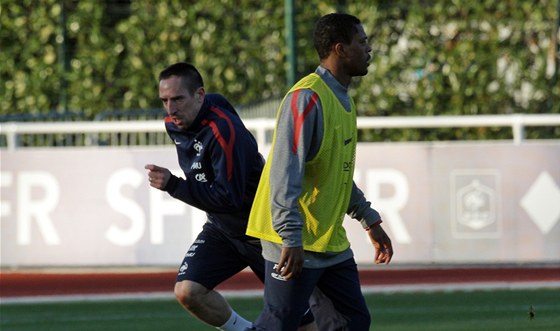 JSOU ZPÁTKY. Franck Ribéry (vlevo) i Patrice Evra jsou opt pipraveni reprezentovat svou Francii.