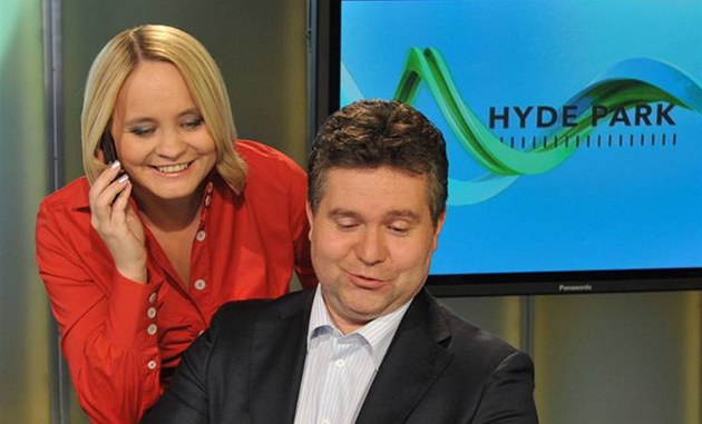 Moderáto�i nového diskuzního po�adu �eské televize Hyde park