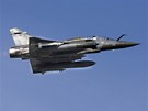 Francouzský letoun Mirage startuje k misi nad Libyí (21. bezna 2011)
