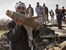 Poblí východolibyjského Benghází se zítila americká stíhaka F-15 Eagle (22. bezna 2011)