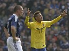 NOVÁ HVZDA. Mladý Brazilec Neymar slaví branku v zápase proti Skotsku.
