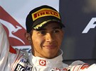 Lewis Hamilton se raduje ze druhého místa ve Velké cen Austrálie.