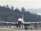 Pistání letadla Boeing 747-8 Intercontinental
