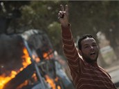 Libyjt povstalci oslavuj leteck toky proti Kaddfmu (20. bezna 2011)