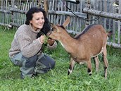 ivot na farm me na prvn pohled vypadat idylicky, je to ale dina. 