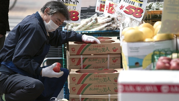 V Japonsku namili kontaminaci v potravinách (20. bezna 2011)