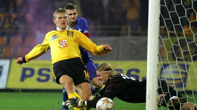 Jihlava - Vítkovice: Tomá� Kaplan st�ílí jediný gól domácích