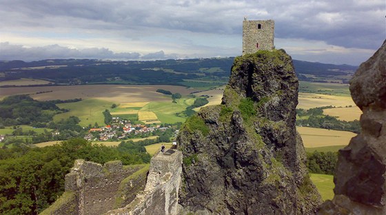 Zícenina hradu Trosky, symbol eského ráje.