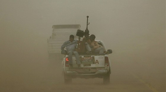 Al-Awlaki dokázal Amerianm zmizet v oblaku prachu (ilustraní snímek)