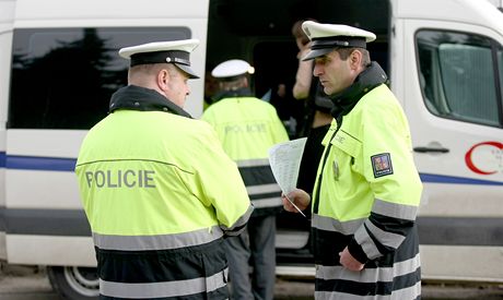 Policisté na Bruntálsku naapali opilého idie, který se prokázal doklady tí stát. Ilustraní snímek