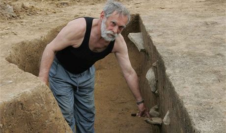 Archeologov objevili na dn vyputn Plumlovsk pehrady nlezy dokazujc osdlen msta od mlad doby kamenn a do star doby elezn. Tyto jsou ze star doby elezn - kultury platnick (obdob 850 let ped nam letopotem).