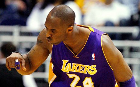 TO SEM ALE DOBREJ. Prost Kobe Bryant z LA Lakers.