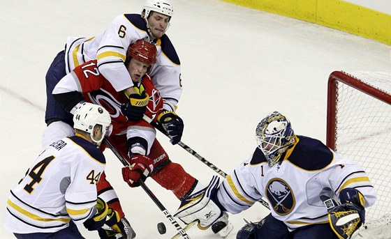 PIJEDOU. Hokejisté Buffala se na zaátku pítí sezony NHL pedstaví v Evrop.