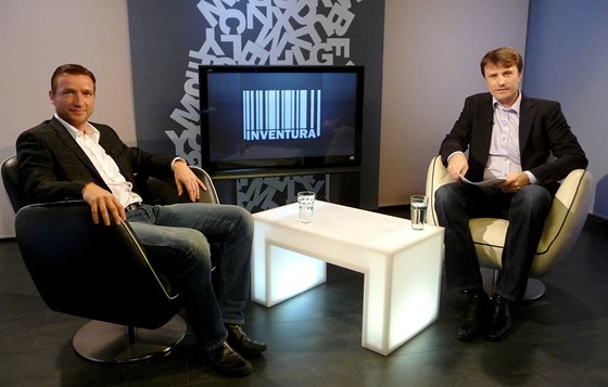 Pavel Poulíek se vrátil k moderování díky poadu Inventura na Public TV. Jeho prvním hostem byl Vladimír micer