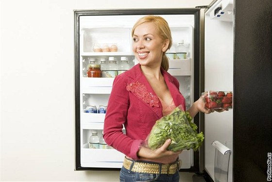 Víte, jak správn ukládat potraviny do lednice?