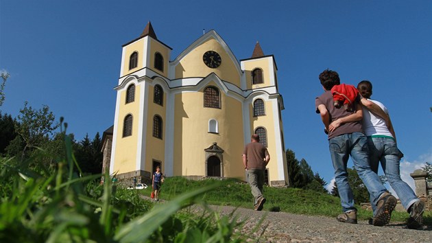 Kostel v Neratov� v Orlických horách