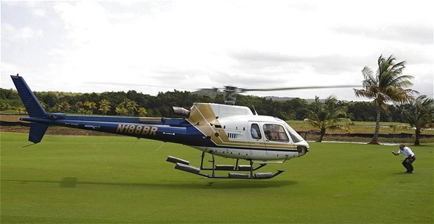 Developer Trump opět mění Bílý dům. Kvůli zničené trávě postaví nový heliport