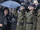Manelka polského prezidenta Bronislawa Komorowského na smutení ceremonii k prvnímu výroí tragické smrti Lecha Kaczynského
