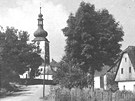 Zboený kostel svatého Jana Ktitele, který stál ve vojenském prostoru Libavá.