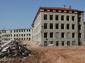Bývalá Peschlova továrna před finální etapou demolice.