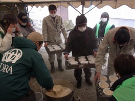 Pracovníci humanitární organizace ADRA pomáhají v Japonsku