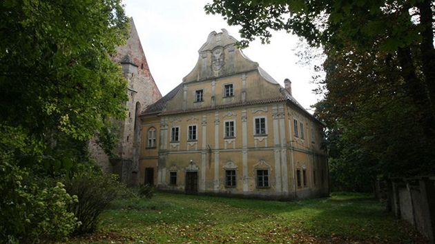 Zámek v obci Pohled.