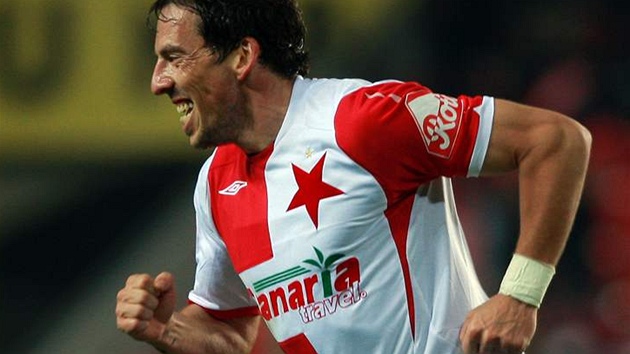 Goce Toleski v dresu Slavie Praha