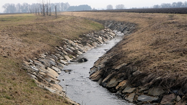 �í�ka Mojene v hole�ovské pr�myslové zón�.