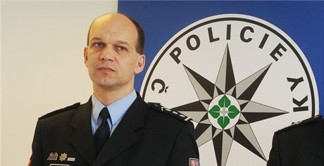 Nového editele praské policie Martina Vondráka uvedl do funkce policejní prezident Petr Lessy.