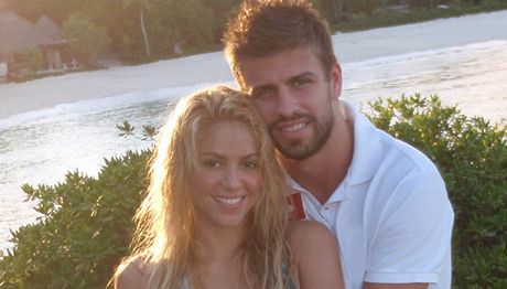 Shakira a fotbalista Gerard Piqué