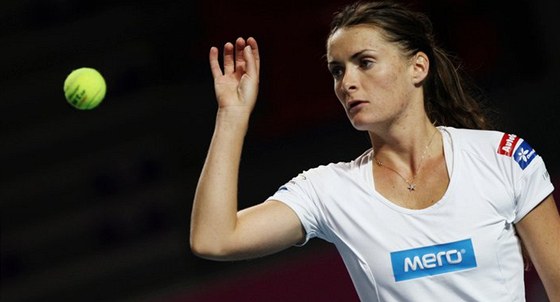 Iveta Beneová pi tréninku na semifinále Fed Cupu v Belgii