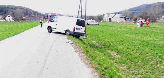 Sráka dodávky s cyklistou v Linharticích. (11. dubna 2011)