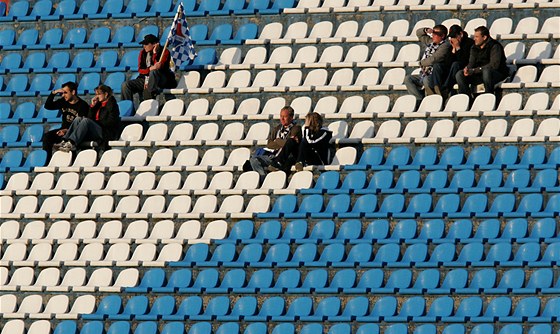 Archivní foto, slabá divácká návtva na stadionu Bazaly