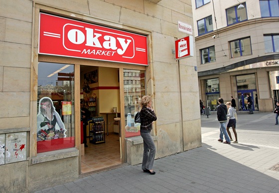 Okay v Brně otevřel několik malometrážních prodejen s potravinami.