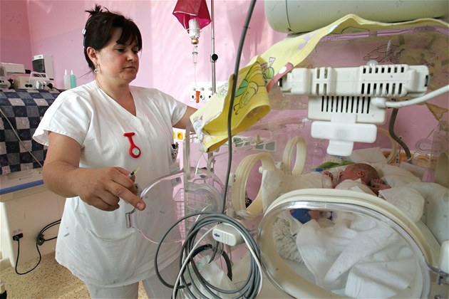 Dtská sestra Vladimíra Draková v nov zrekonstruovaném kojeneckém centru