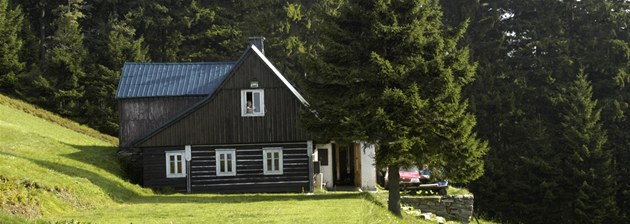Prodej chat a chalup narostl meziročně skoro o desetinu, ceny opět stoupají