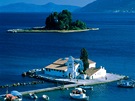 Symbol ostrova Korfu - kláter Vlacherna a Myí ostrov