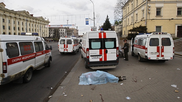 Výbuch ve stanici minského metra nedaleko sídla prezidenta Lukaenka. (11. dubna 2011)