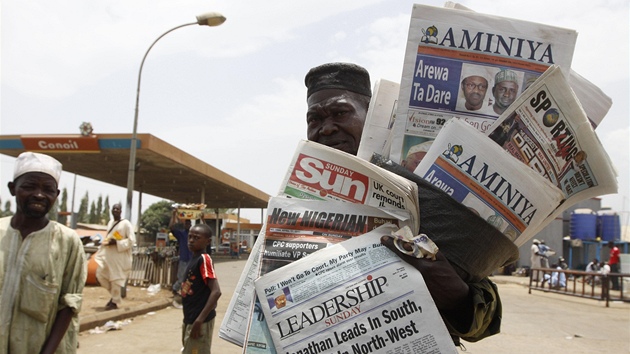 V prezidentských volbách v Nigérii zejm vyhrál dosavadní prezident Goodluck Jonathan. (16. dubna 2011)
