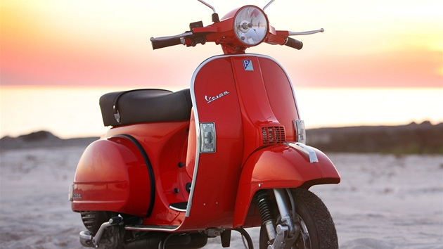 Italská vosa. Vespa PX 150