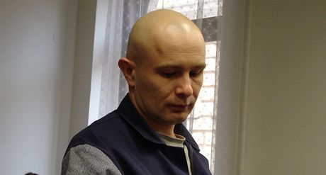 Roman Zábrana obalovaný ze znásilnní u plzeského soudu 