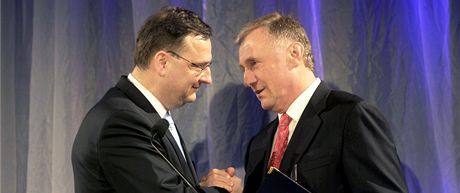 Petr Neas a Mirek Topolánek pi oslav 20. výroí zaloení ODS. (21. dubna 2011)