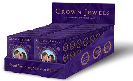 Kondomy s podobiznou prince Williama a Kate Middletonov
