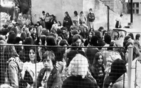 Do Rudolfova se v beznu 1974 sjely stovky hudebnch fanouk z celch ech.
