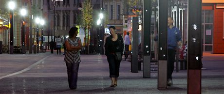 Chebské ulice jsou po setmní plné prostitutek.